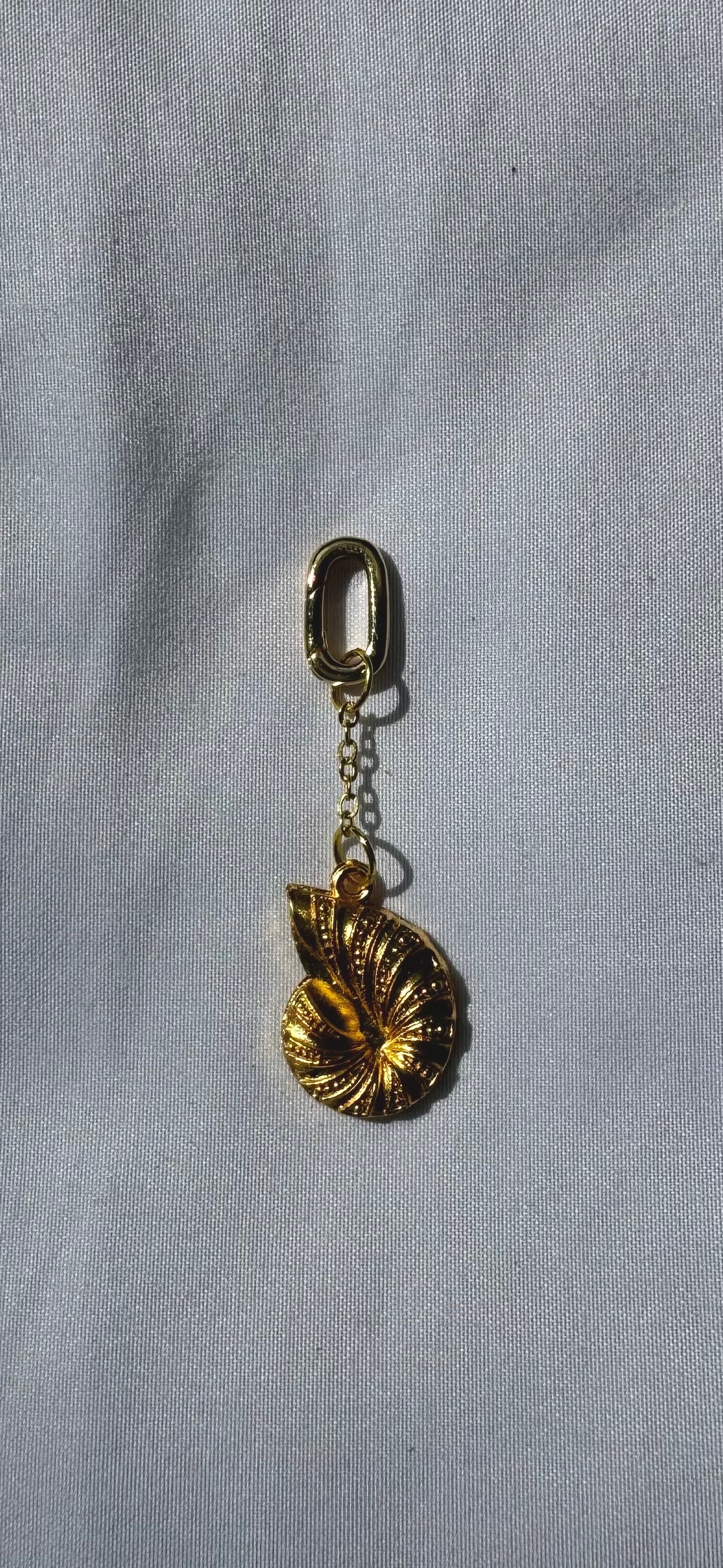 Caracol Charm