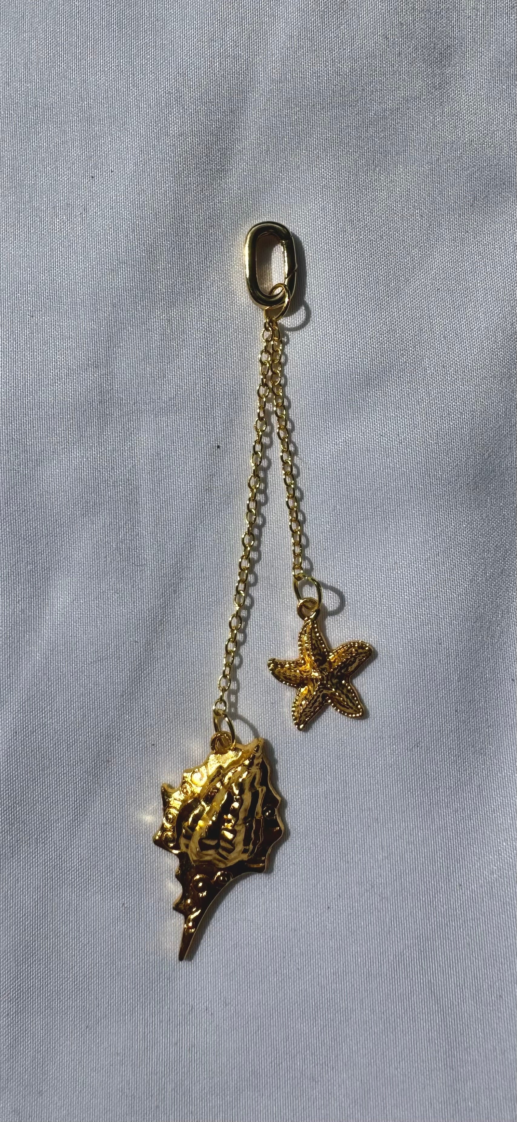 Concha x Estrella de mar Charm